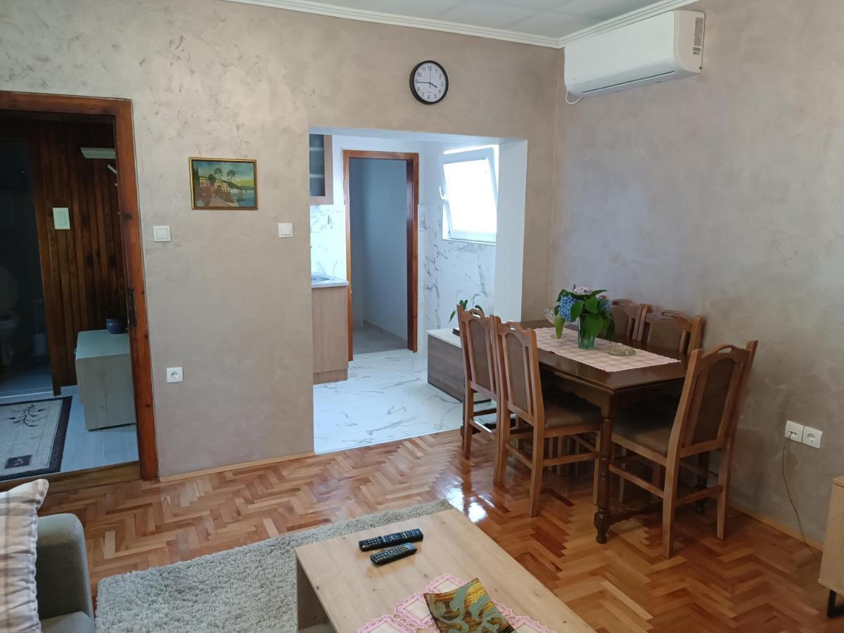Villa Kuca Za Odmor Dm Bajina Basta Exterior foto