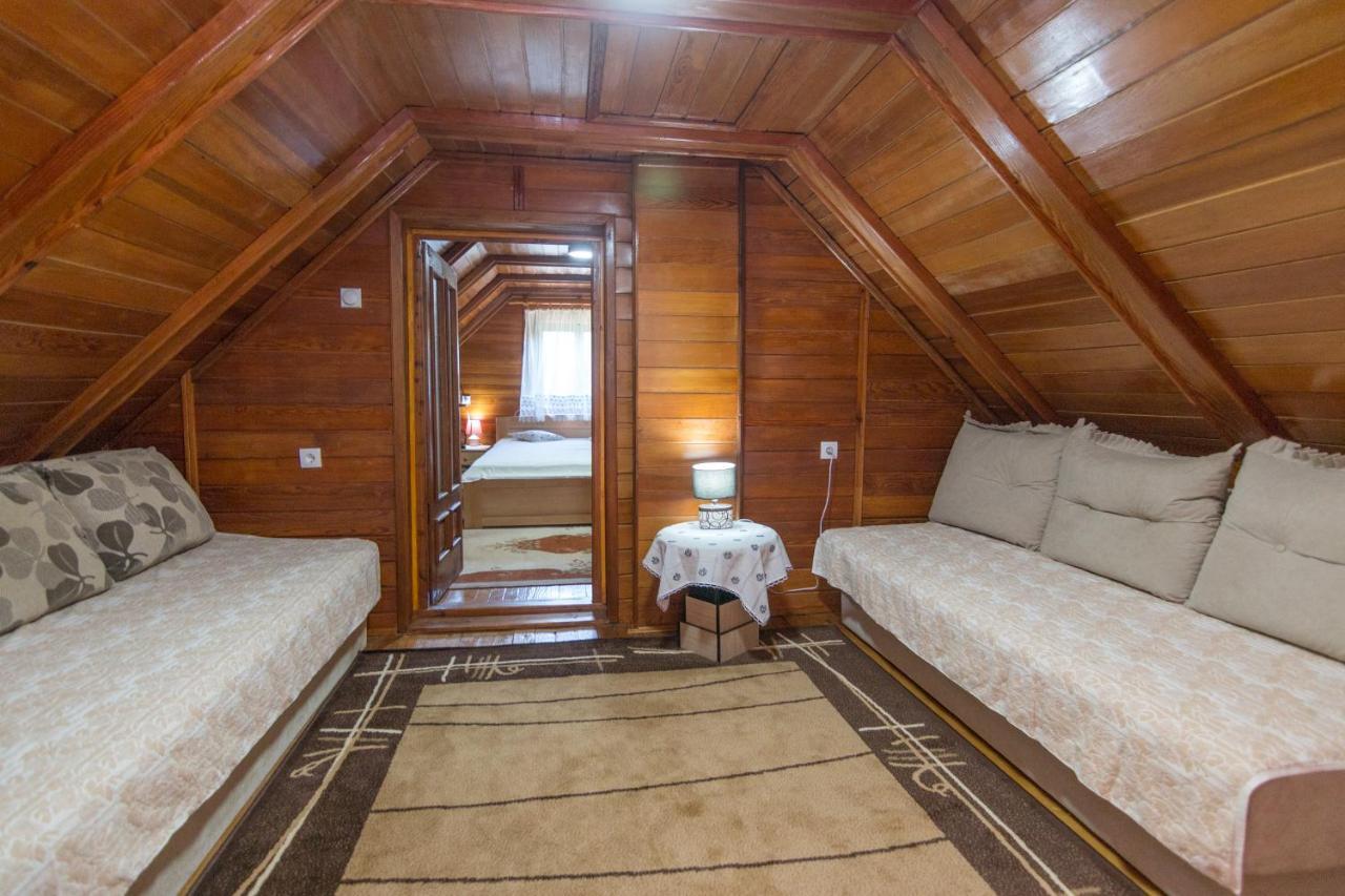 Villa Kuca Za Odmor Dm Bajina Basta Exterior foto